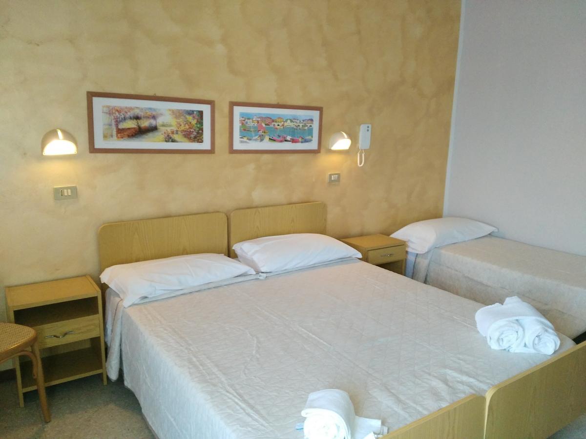 Hotel Marittimo Rimini Extérieur photo