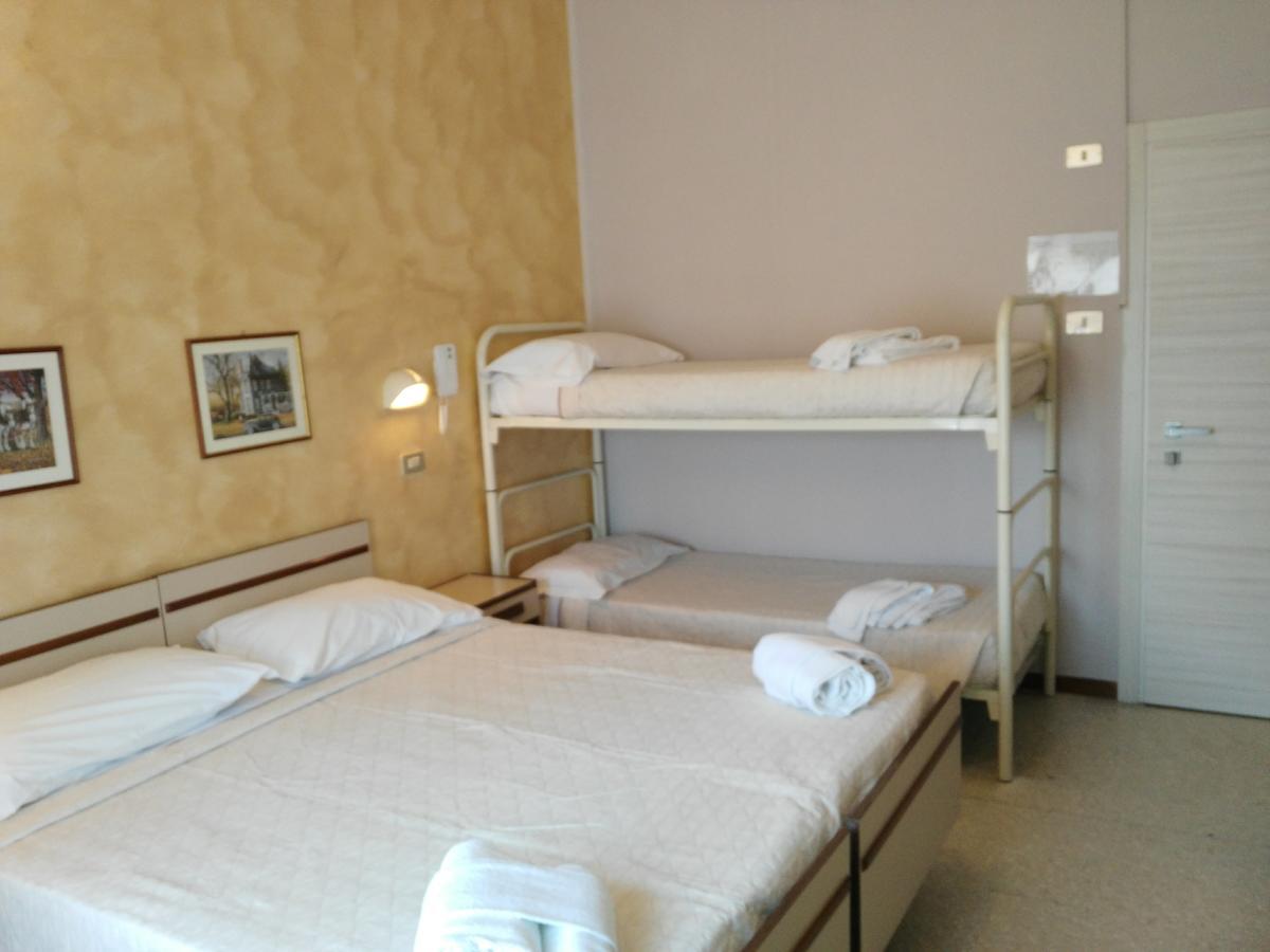 Hotel Marittimo Rimini Extérieur photo