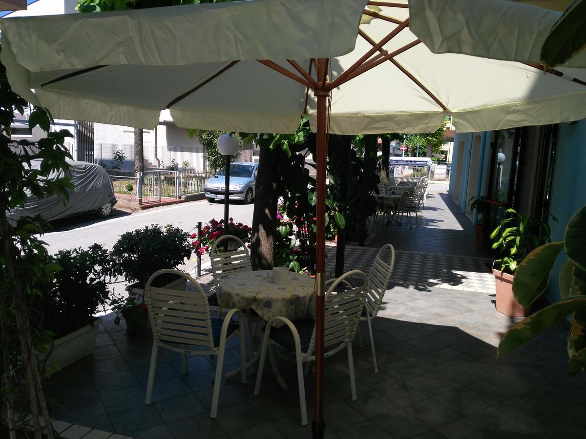 Hotel Marittimo Rimini Extérieur photo