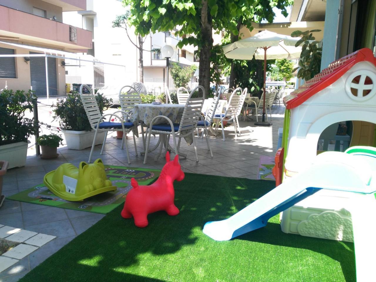 Hotel Marittimo Rimini Extérieur photo
