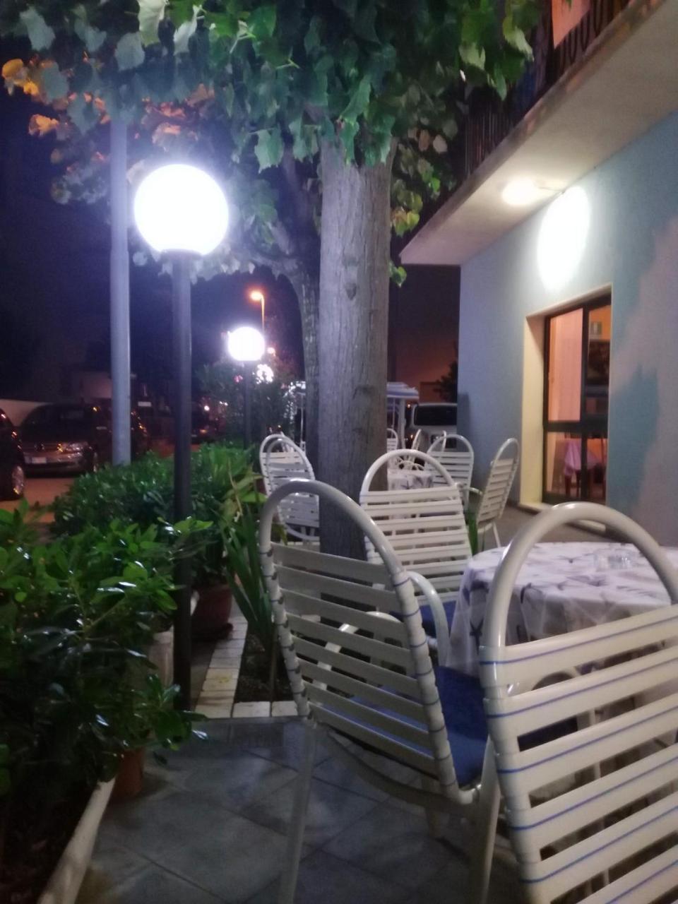 Hotel Marittimo Rimini Extérieur photo