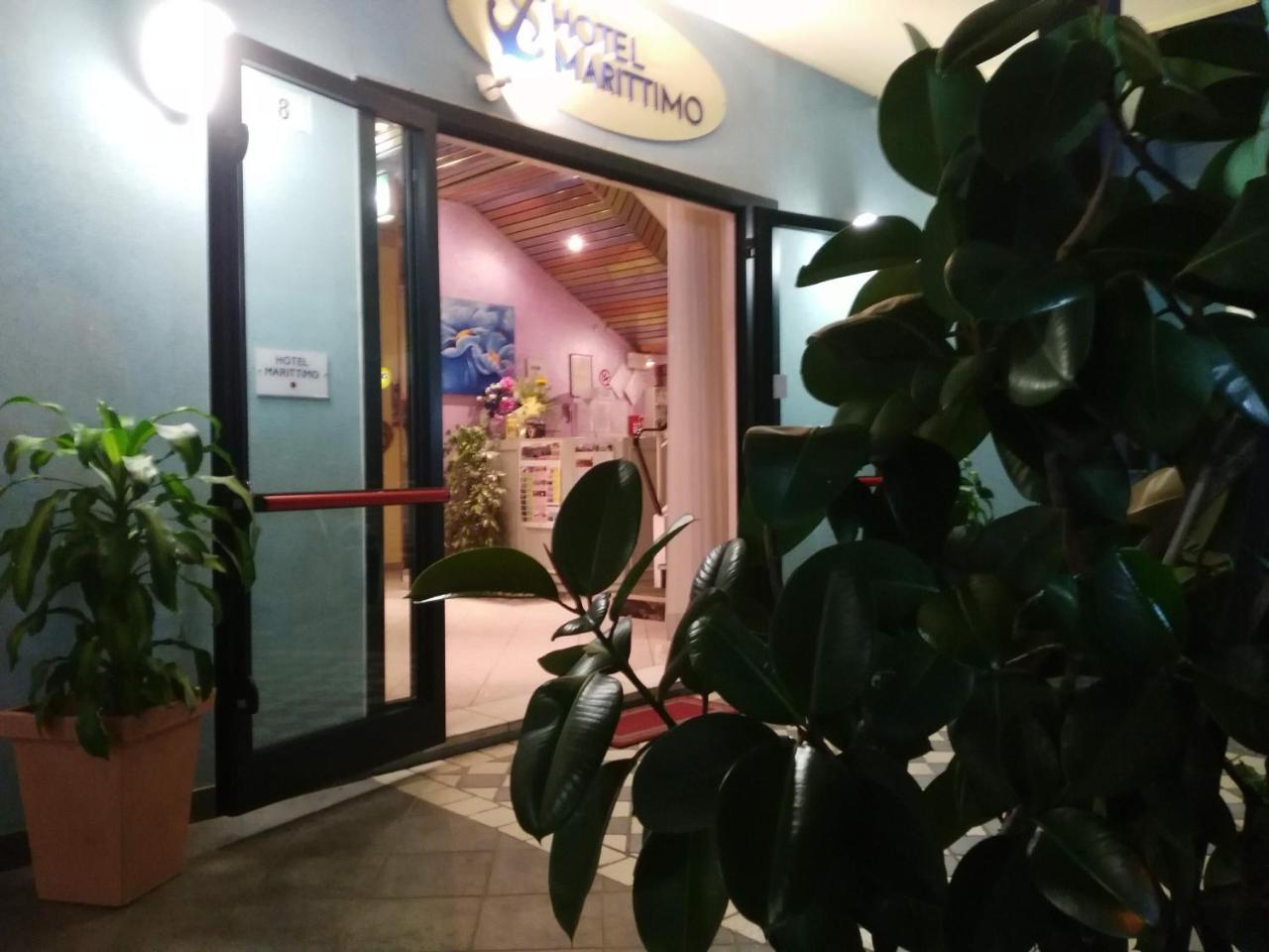 Hotel Marittimo Rimini Extérieur photo